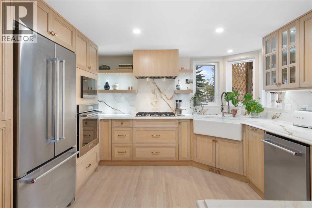 Single Family House for Sale in  Woodbriar Place SW Woodbine Calgary 