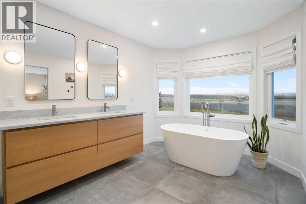 Single Family House for Sale in  Woodbriar Place SW Woodbine Calgary 