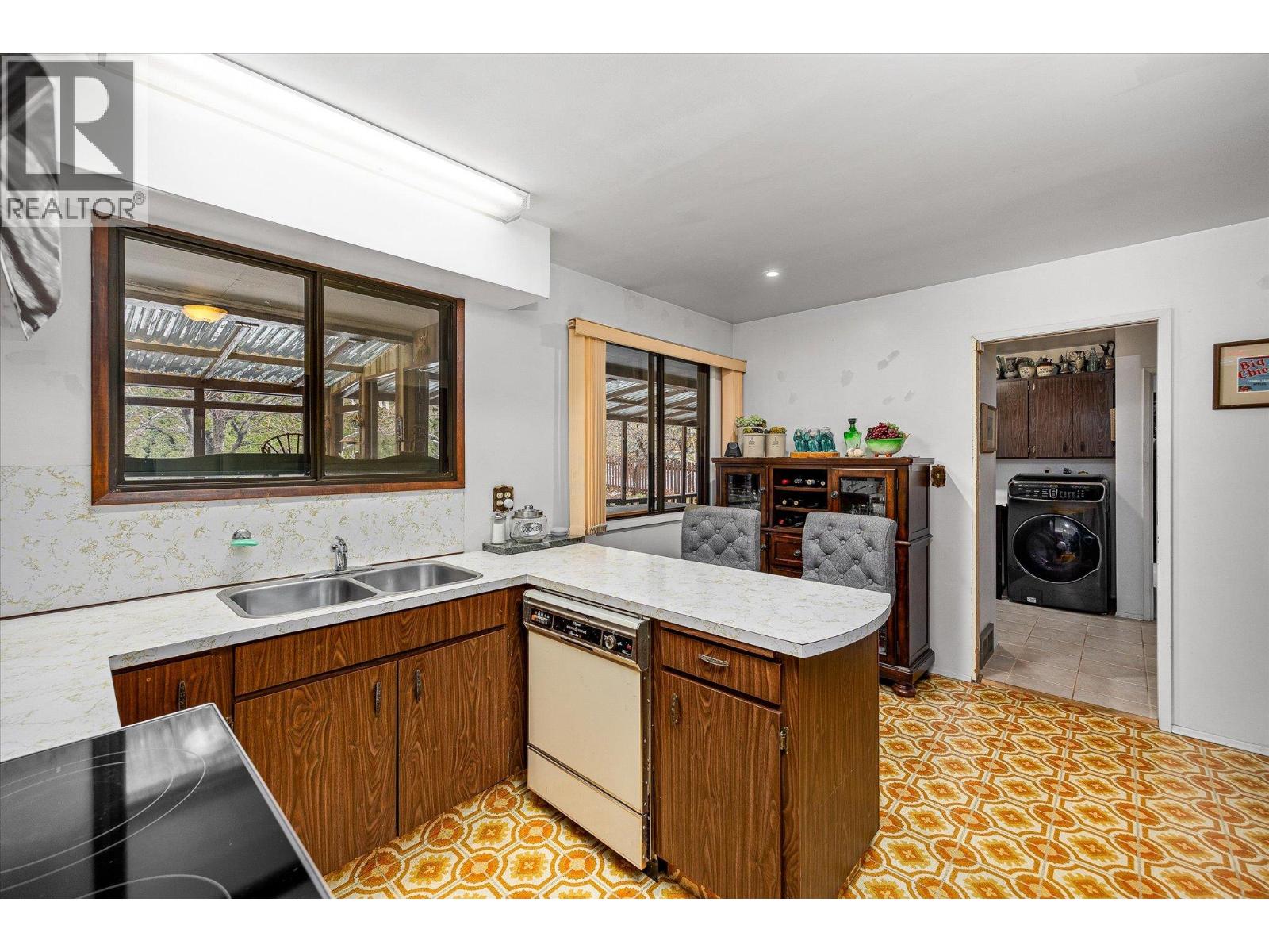  2425 Collingwood Road, West Kelowna