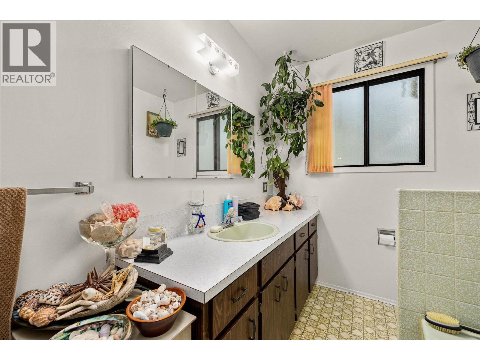  2425 Collingwood Road, West Kelowna