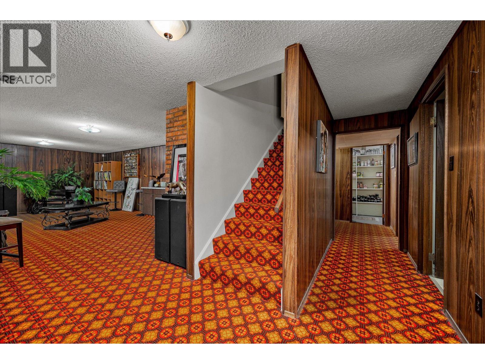  2425 Collingwood Road, West Kelowna