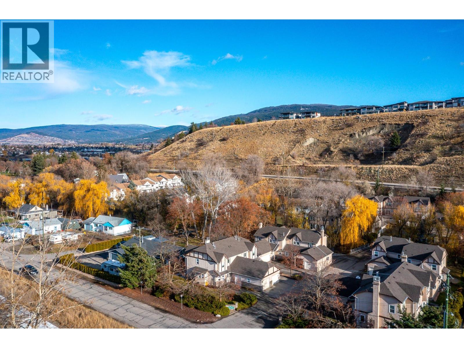 #9 401 Browne Road - 36