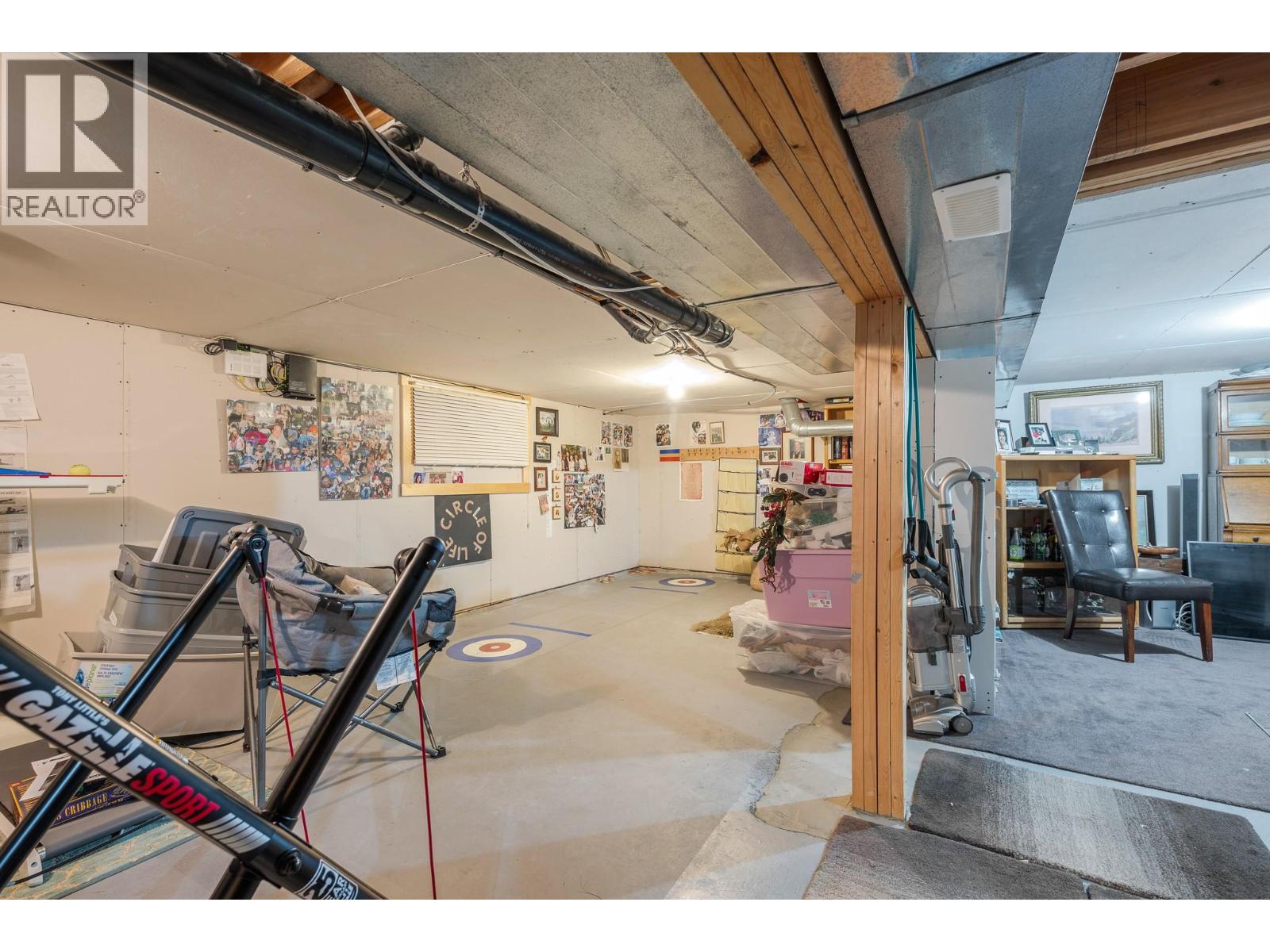 #9 401 Browne Road - 25