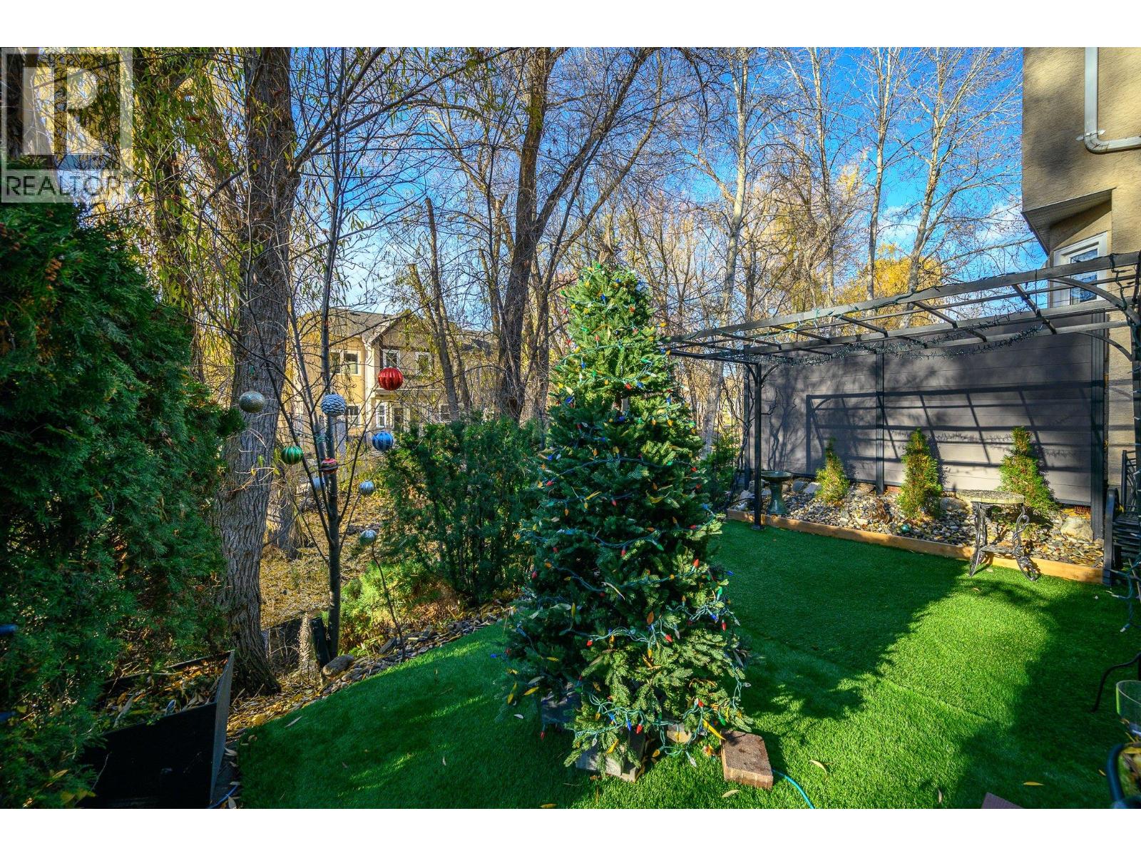 #9 401 Browne Road - 27