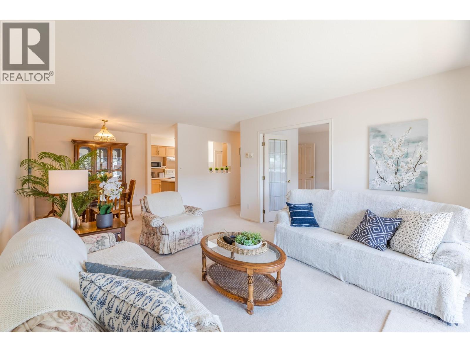 #305-8905 Pineo Court, Summerland