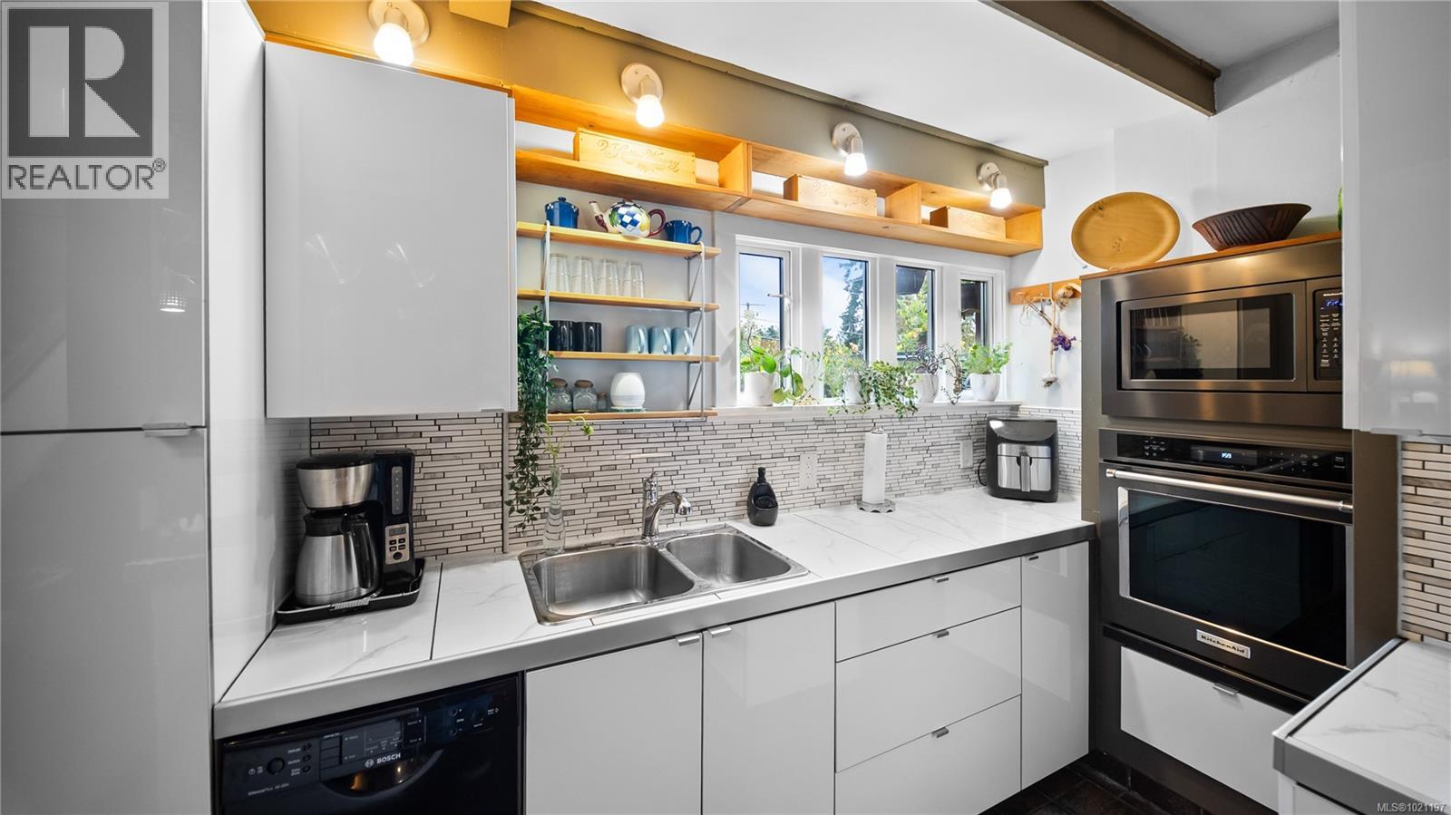  1168 Burnside Road West, Saanich