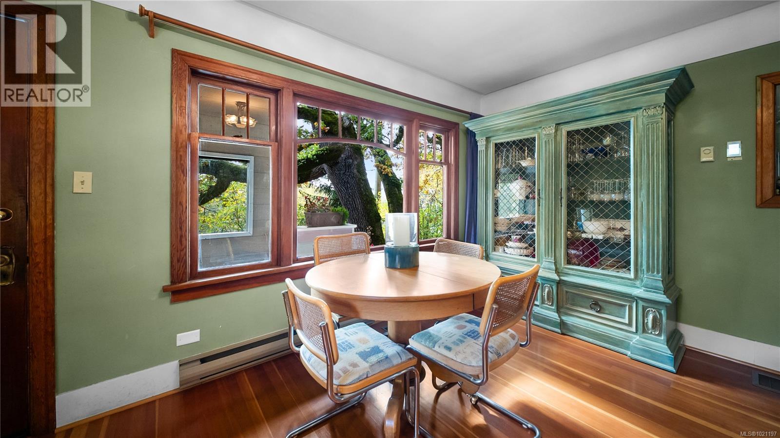  1168 Burnside Road West, Saanich