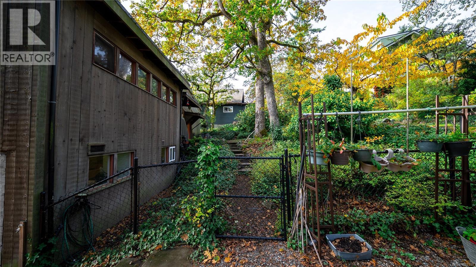  1168 Burnside Road West, Saanich