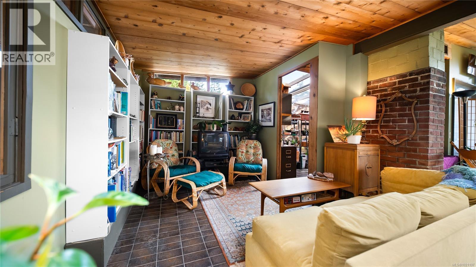  1168 Burnside Road West, Saanich