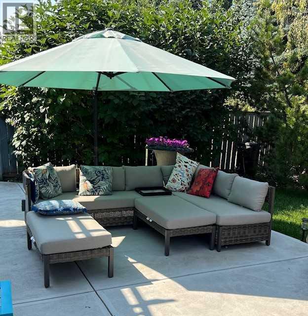 Single Family House for Sale in  HAWKTREE Circle NW Hawkwood Calgary 