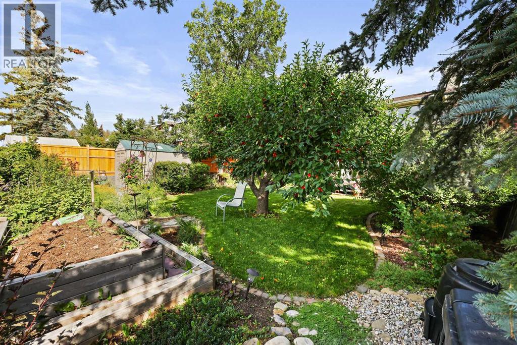 Single Family House for Sale in  Hawkfield Crescent NW Hawkwood Calgary 