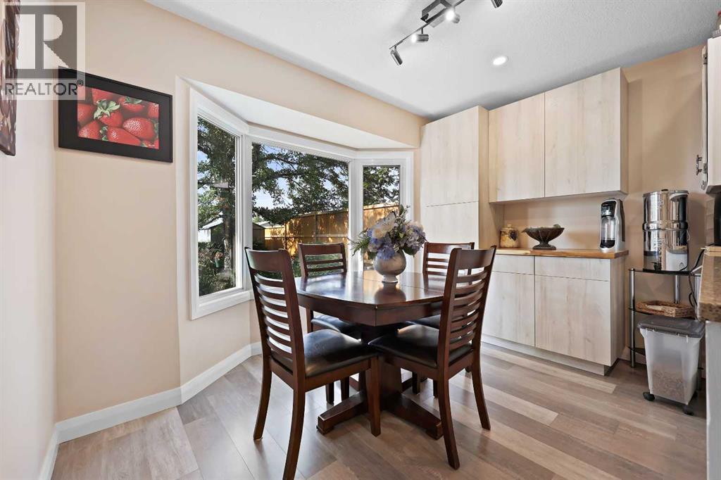 Single Family House for Sale in  Hawkfield Crescent NW Hawkwood Calgary 