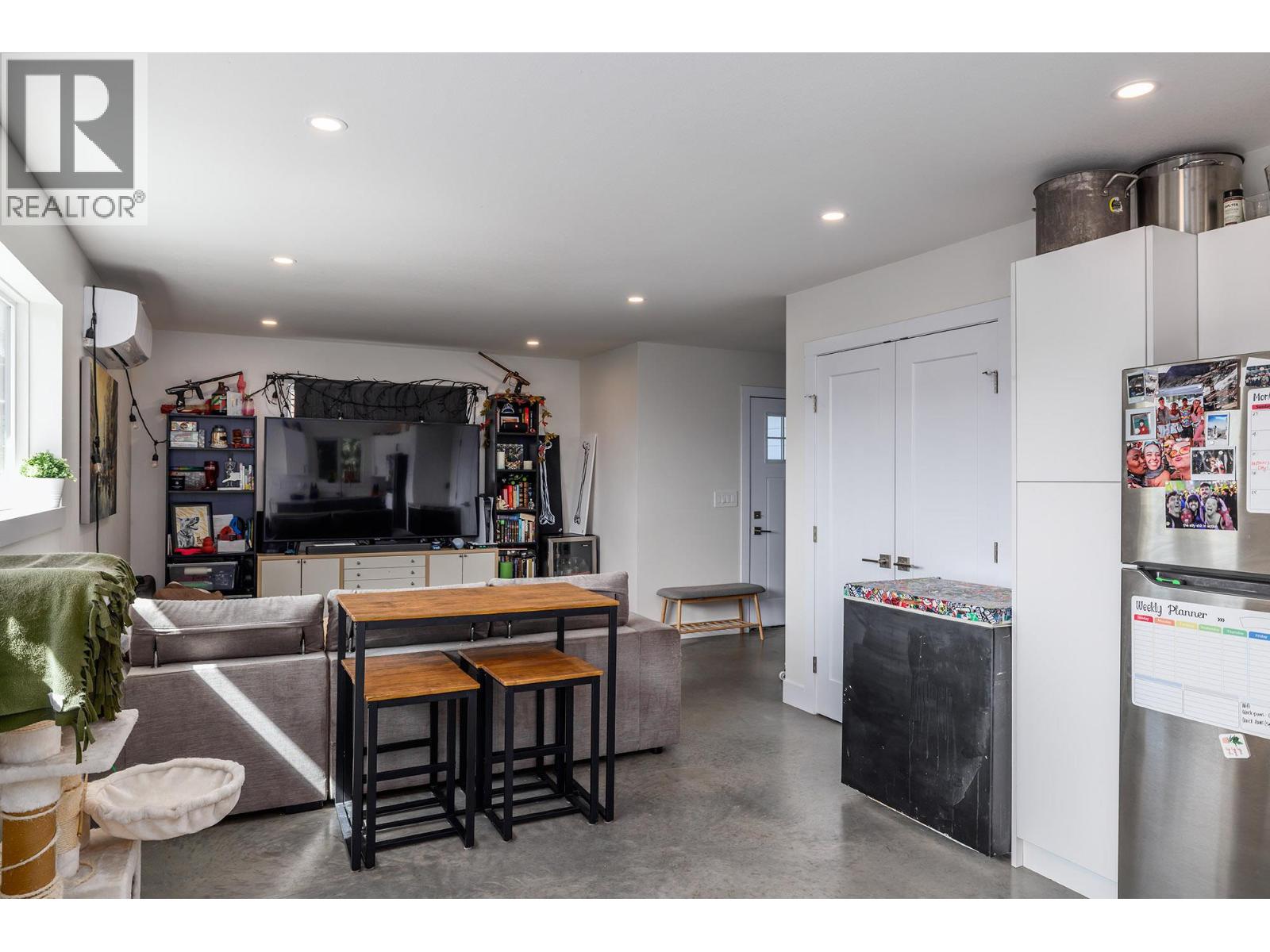  3728 Glenway Road, West Kelowna