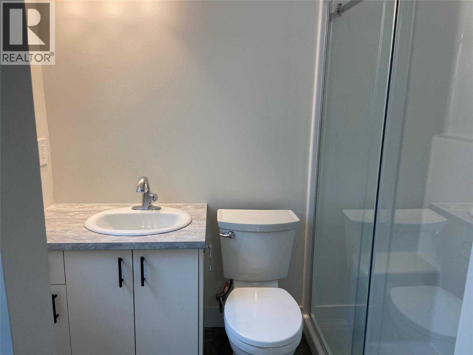  3728 Glenway Road, West Kelowna