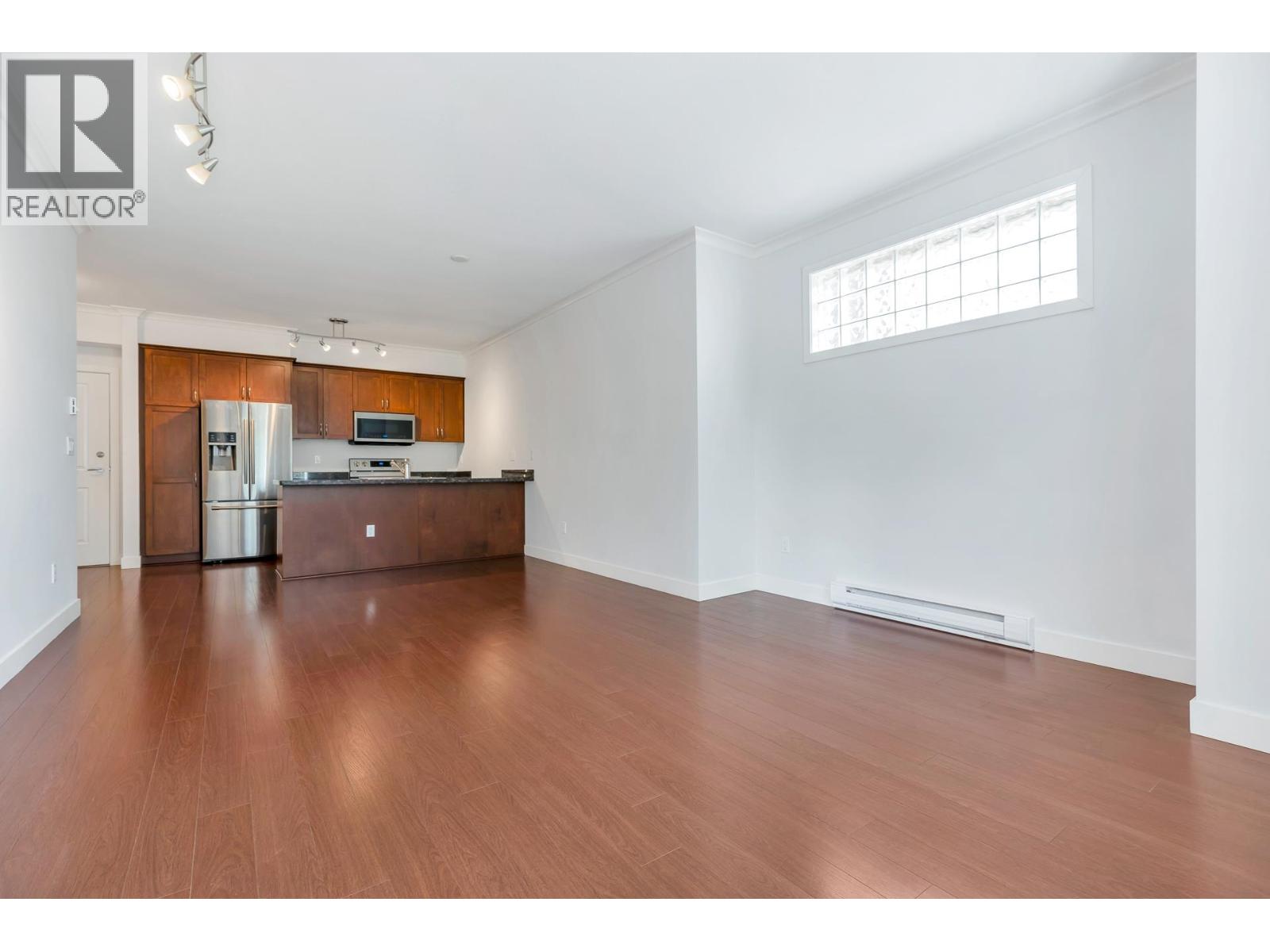 #210-1375 VIEW Crescent, Delta