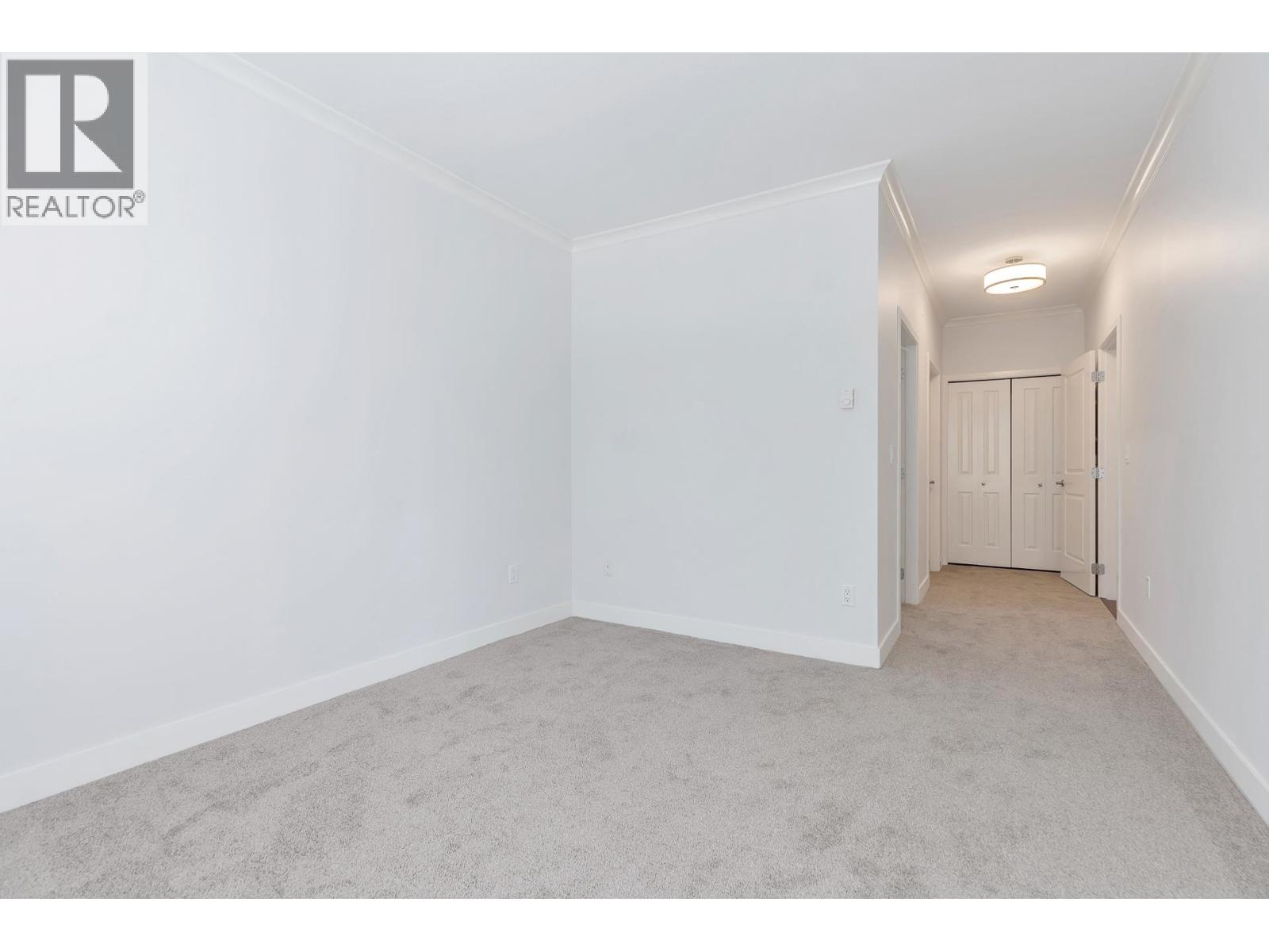 #210-1375 VIEW Crescent, Delta