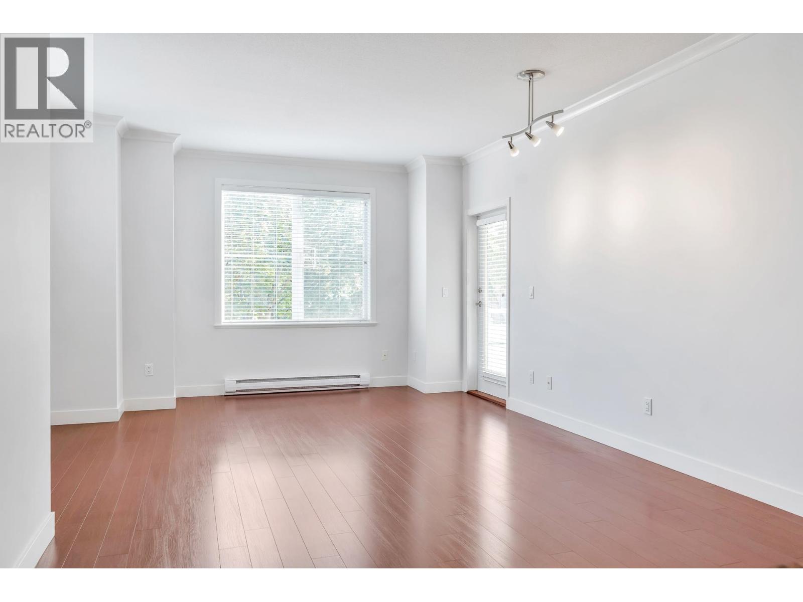 #210-1375 VIEW Crescent, Delta