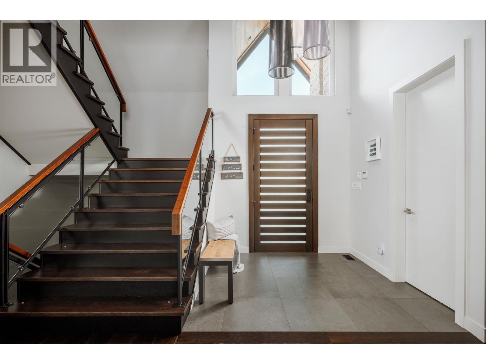 10043 246B STREET, Maple Ridge