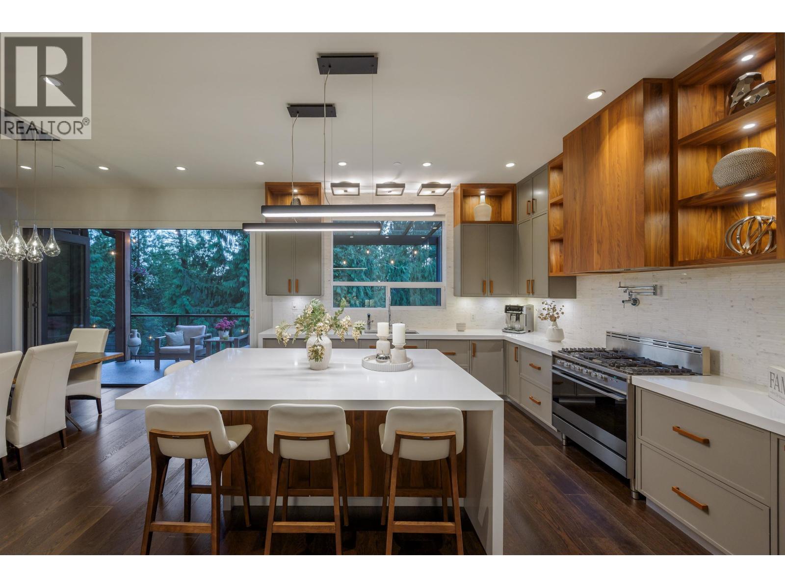 10043 246B STREET, Maple Ridge