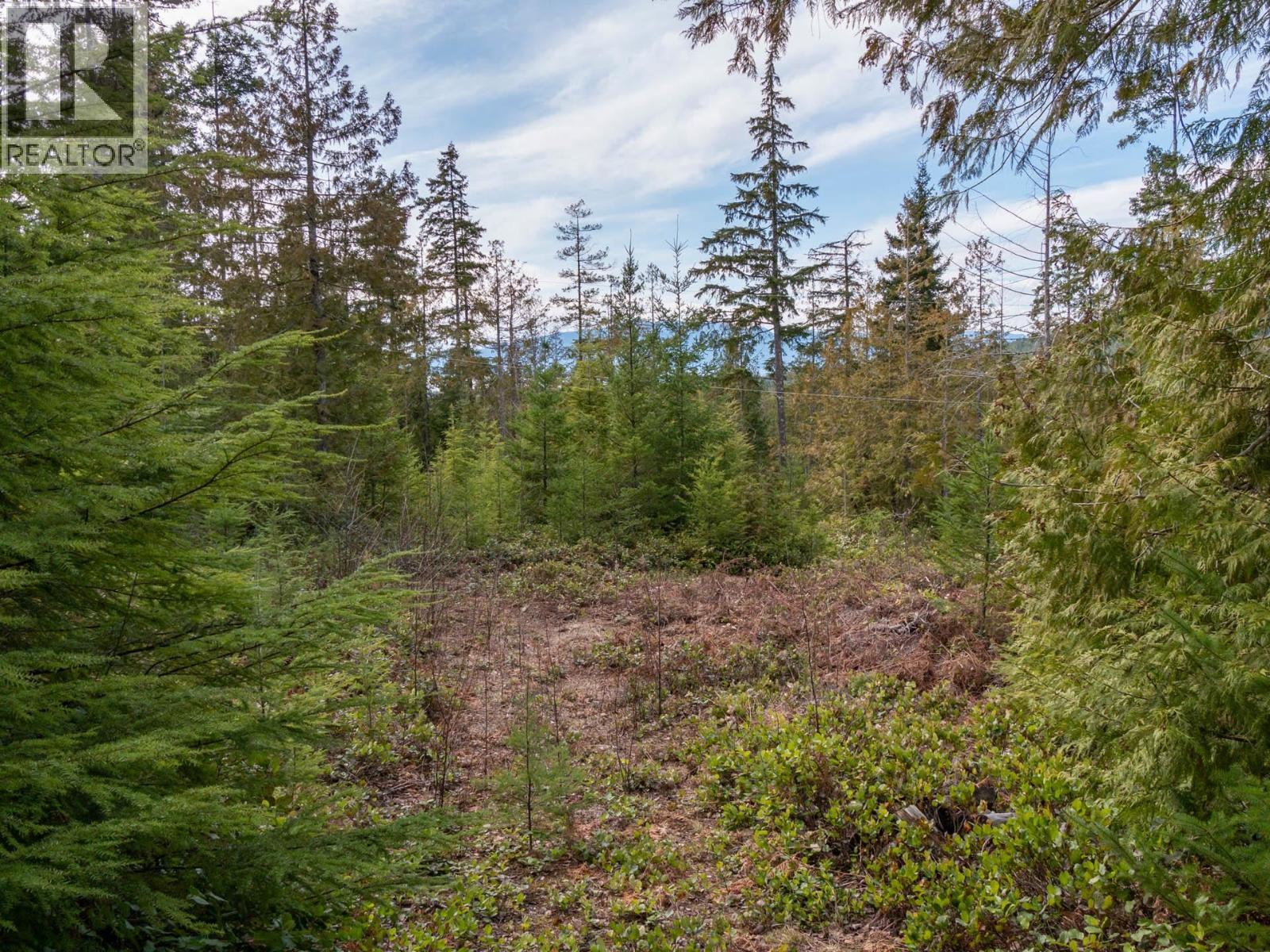 9305 STEPHENS WAY, Halfmoon Bay