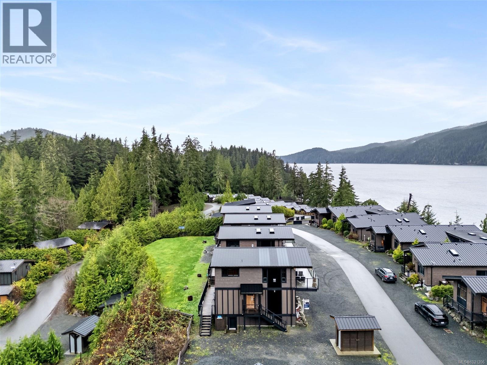 221 6596 Baird Rd, Port Renfrew