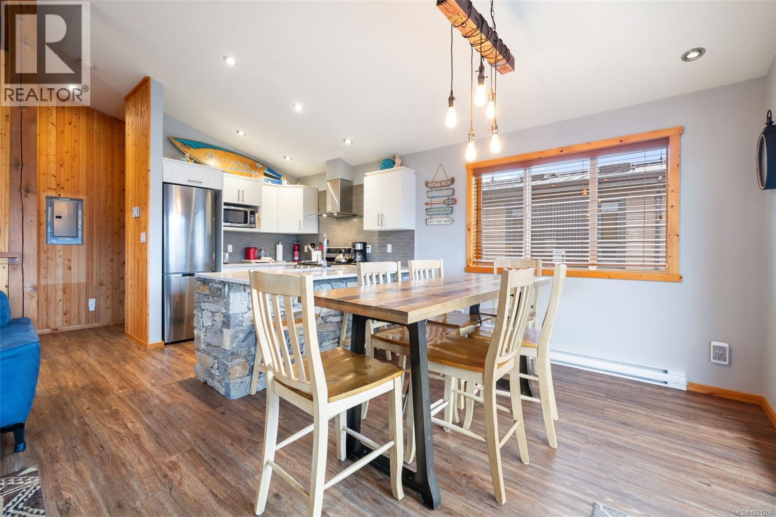 221 6596 Baird Rd, Port Renfrew