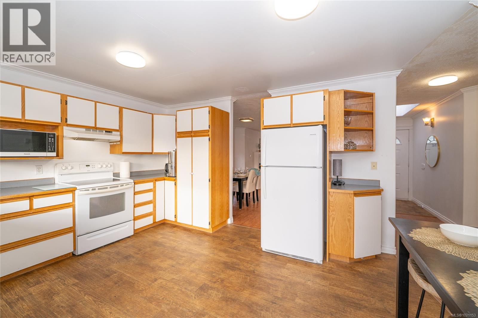  2236 Tara Place, Sooke