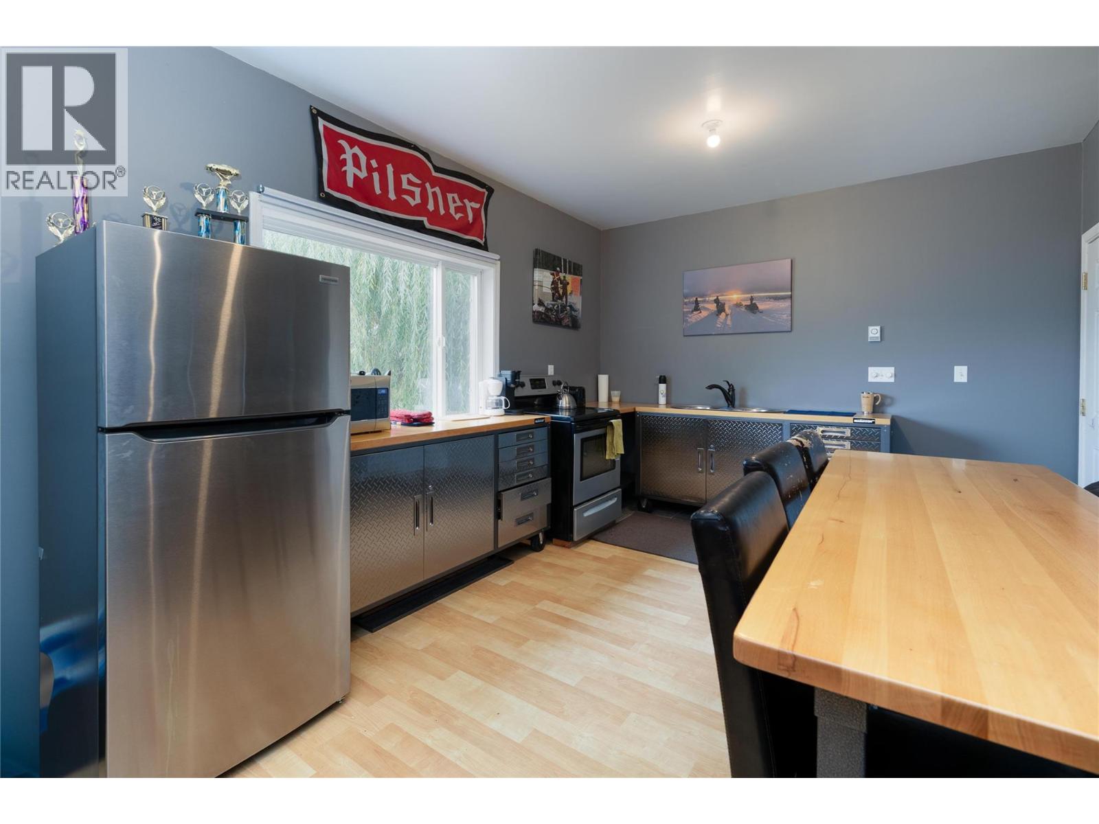 7630 97A Highway, Mara