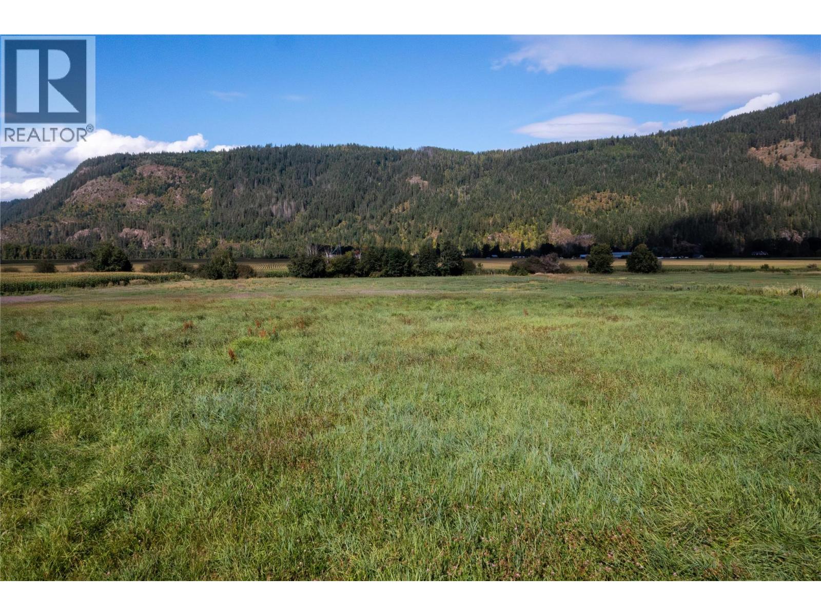 7630 97A Highway, Mara