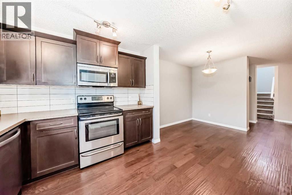 16 Fireside Way, Cochrane