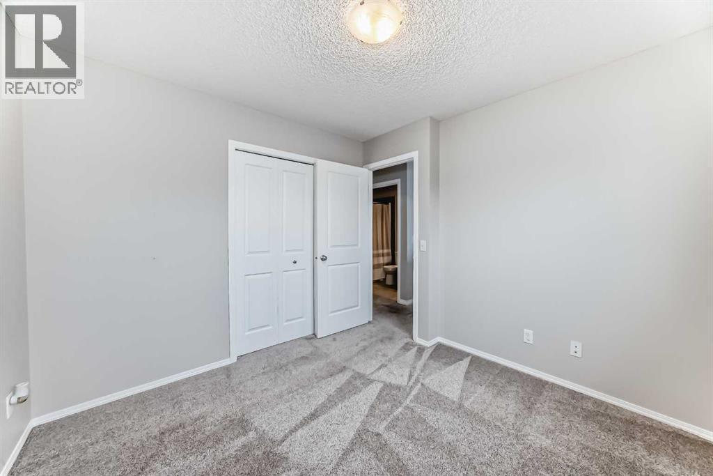 16 Fireside Way, Cochrane