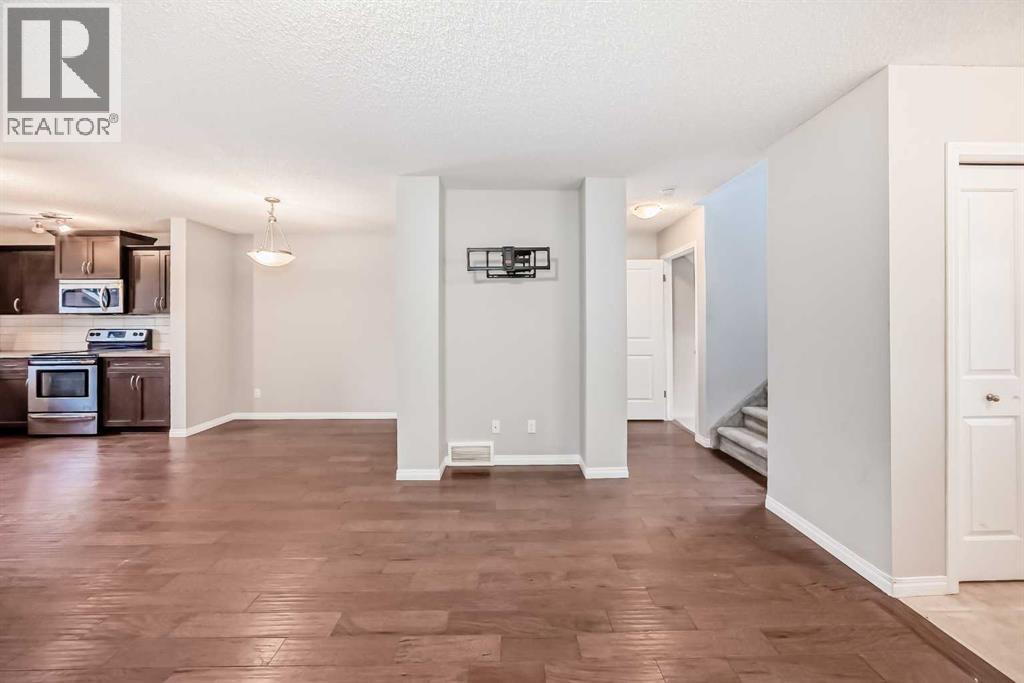 16 Fireside Way, Cochrane