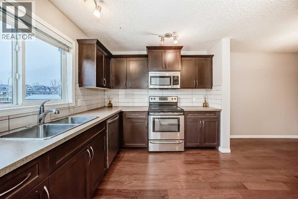 16 Fireside Way, Cochrane