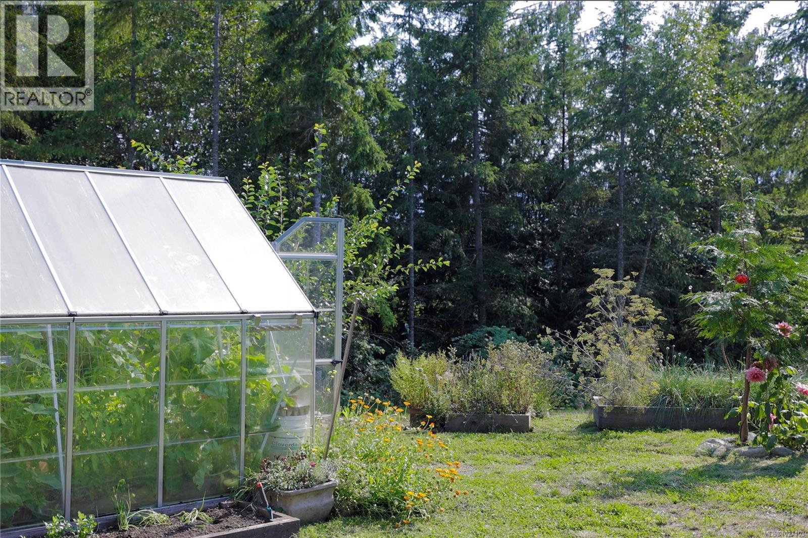 440 Gilbert Rd, Qualicum Beach