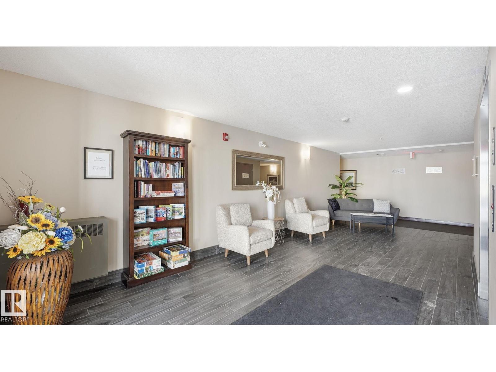 #401 17 COLUMBIA AVENUE W, Devon