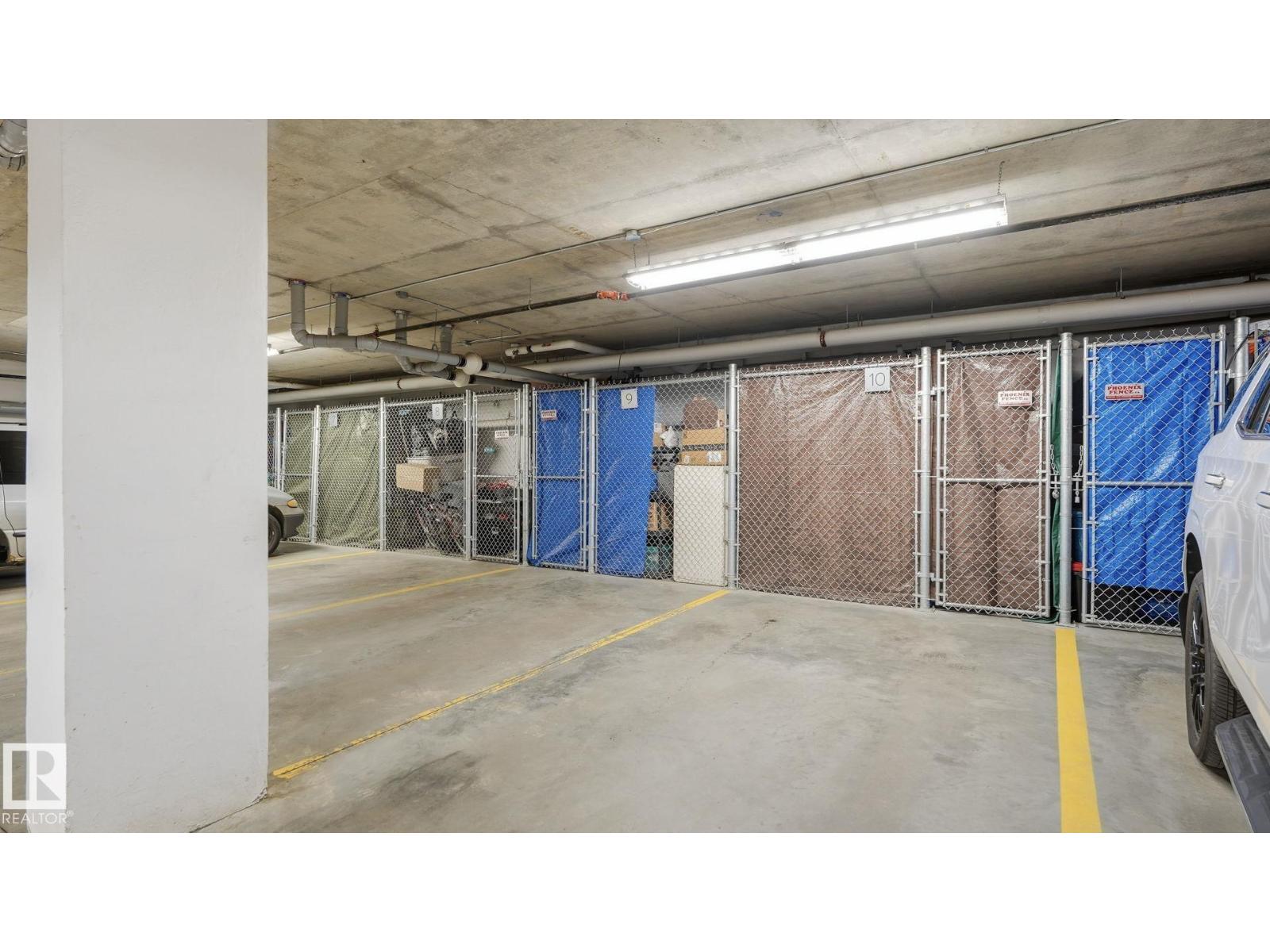 #401 17 COLUMBIA AVENUE W, Devon