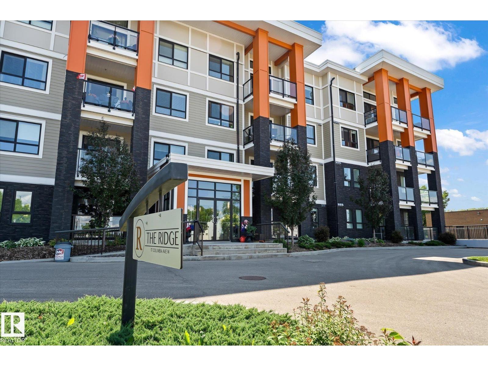 #401 17 COLUMBIA AVENUE W, Devon