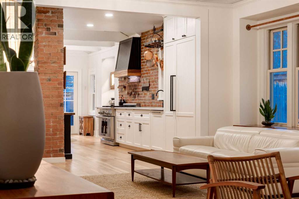 Single Family House for Sale in   Street SW Upper Mount Royal Calgary 