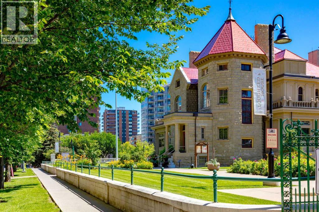 Single Family House for Sale in   Street SW Upper Mount Royal Calgary 