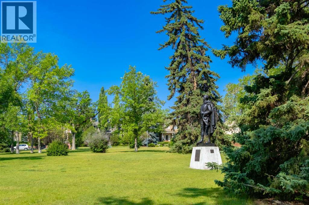 Single Family House for Sale in   Street SW Upper Mount Royal Calgary 