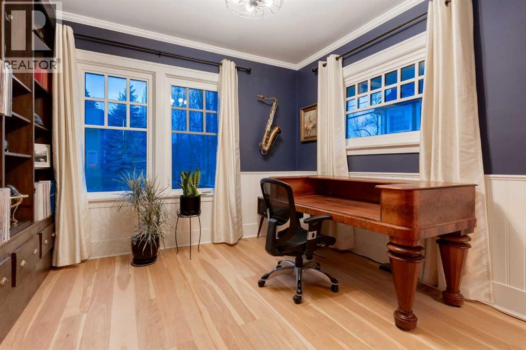 Single Family House for Sale in   Street SW Upper Mount Royal Calgary 