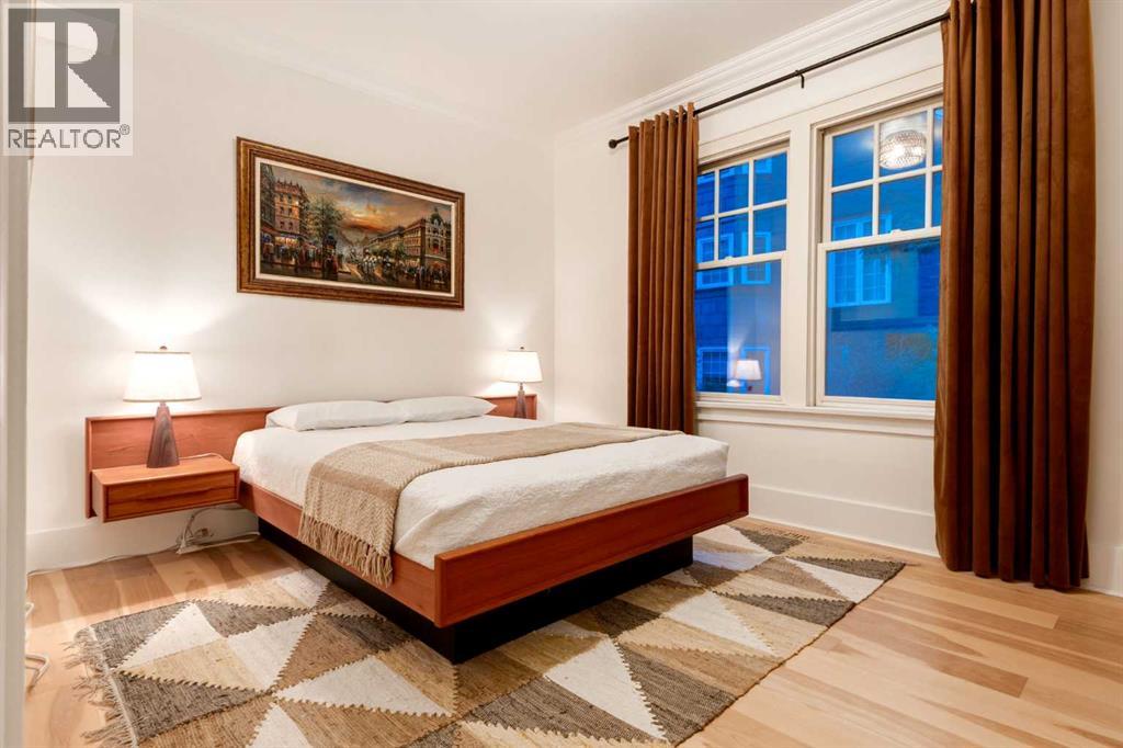 Single Family House for Sale in   Street SW Upper Mount Royal Calgary 