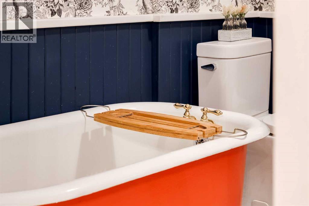 Single Family House for Sale in   Street SW Upper Mount Royal Calgary 