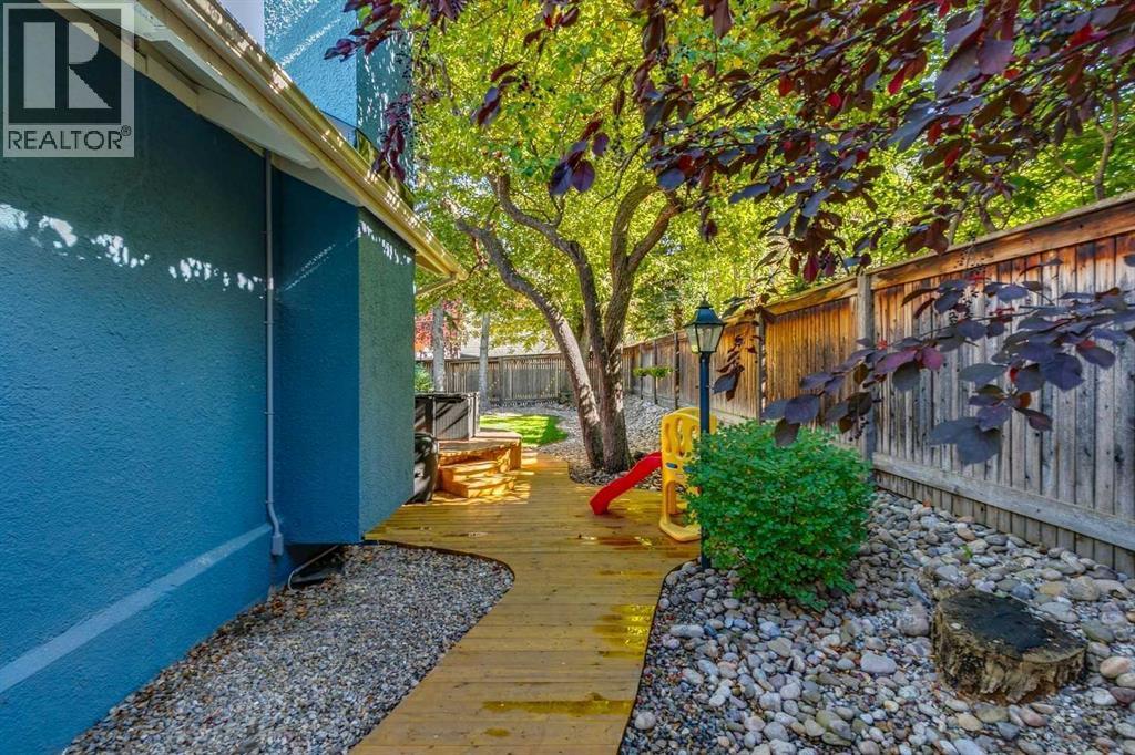 Single Family House for Sale in   Street SW Upper Mount Royal Calgary 