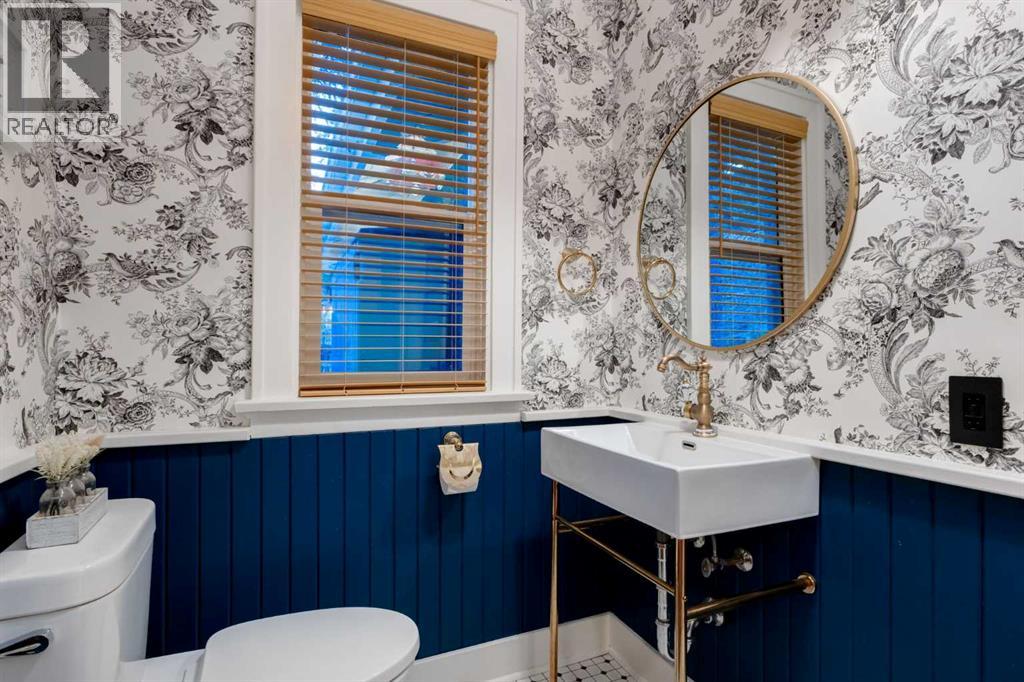 Single Family House for Sale in   Street SW Upper Mount Royal Calgary 