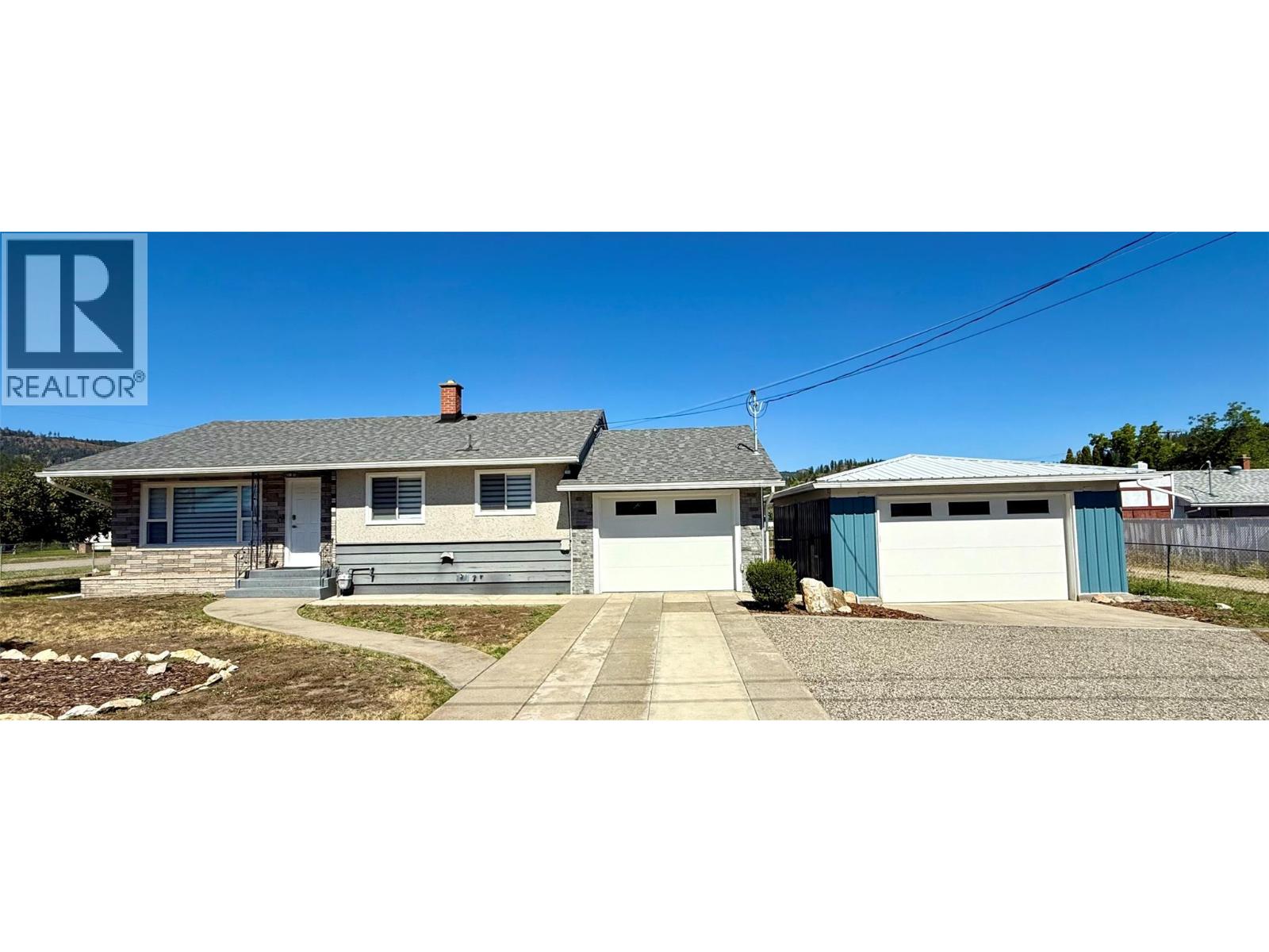 1971 75 Avenue, Grand Forks