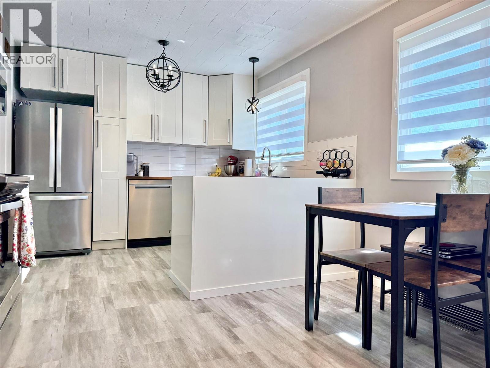 1971 75 Avenue, Grand Forks