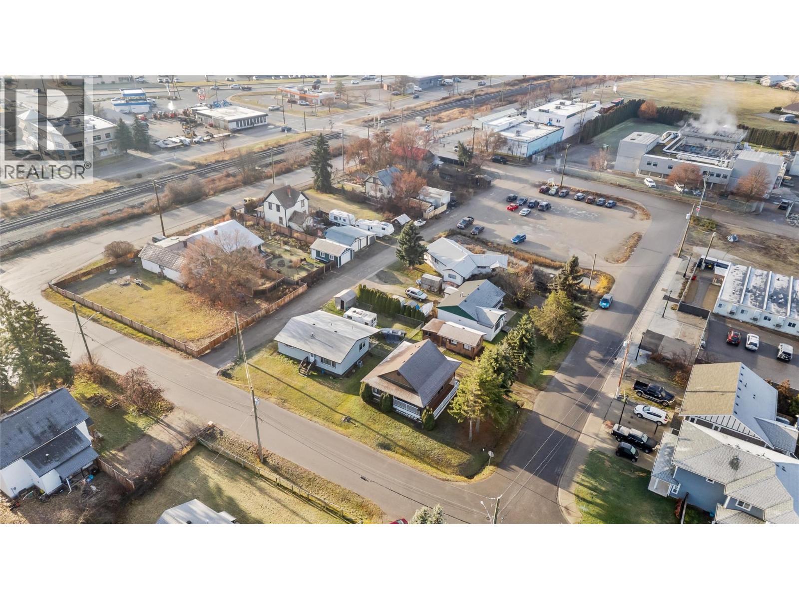  281 Hudson Street Northwest, Salmon Arm