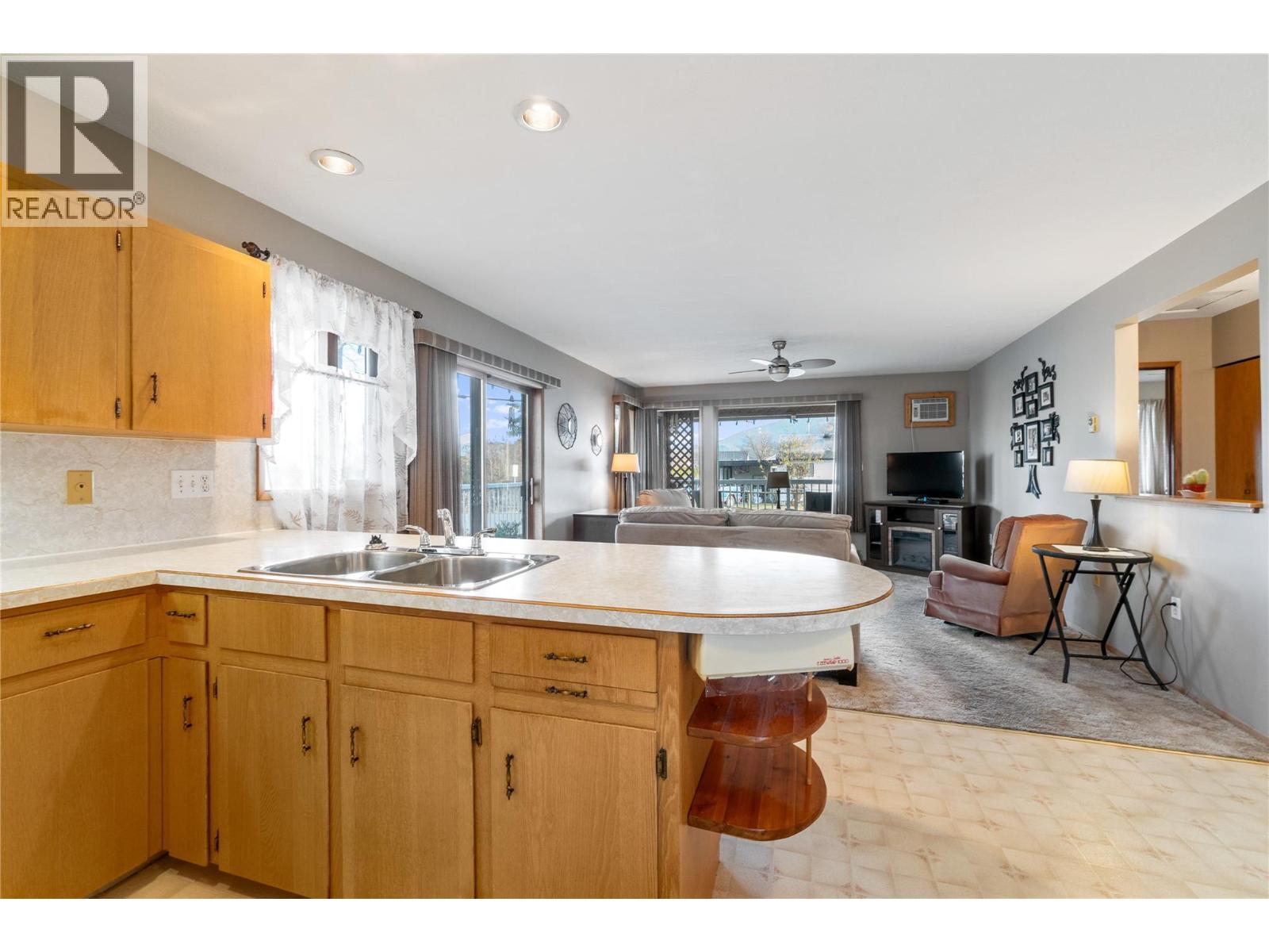  281 Hudson Street Northwest, Salmon Arm