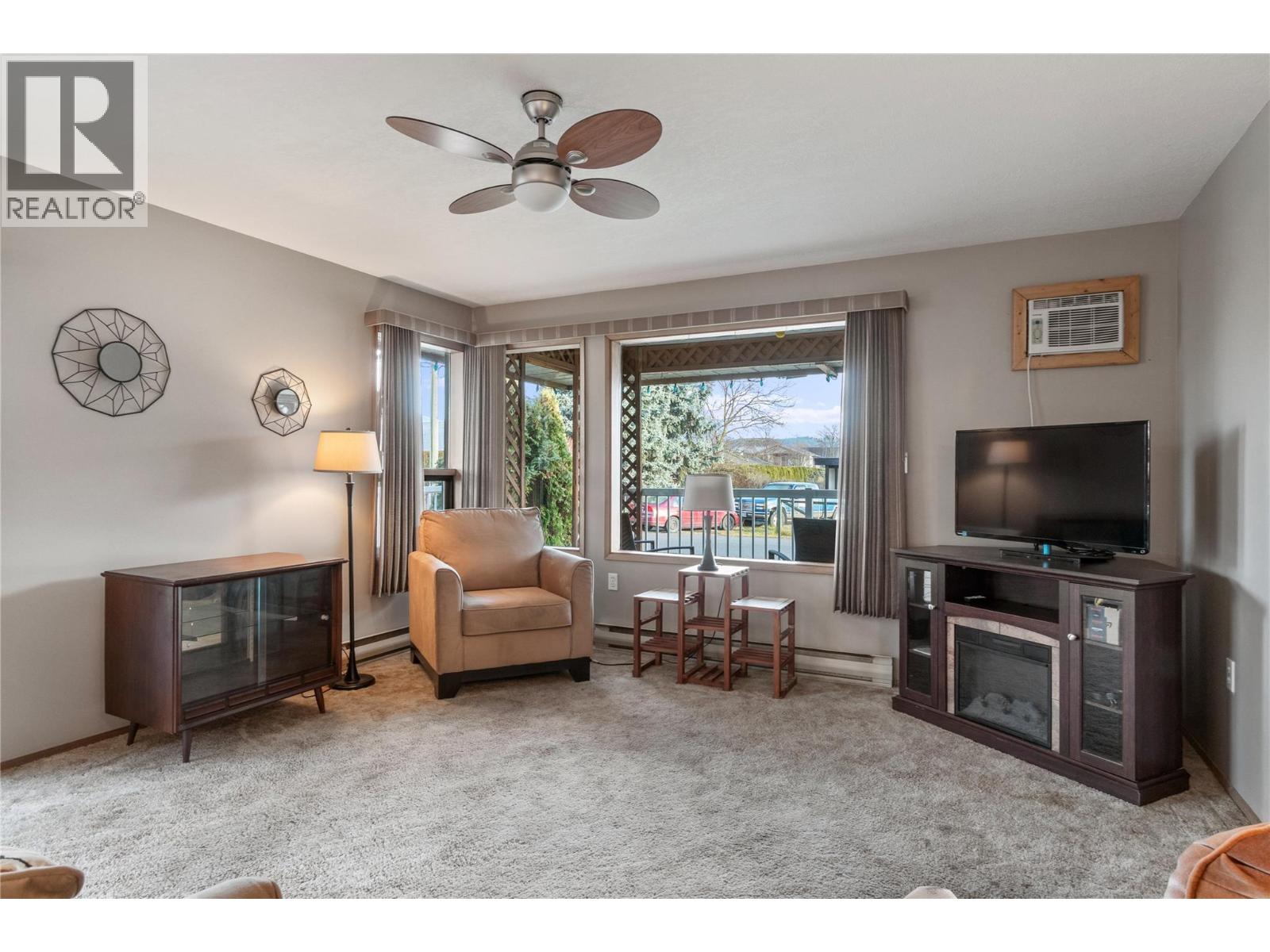  281 Hudson Street Northwest, Salmon Arm